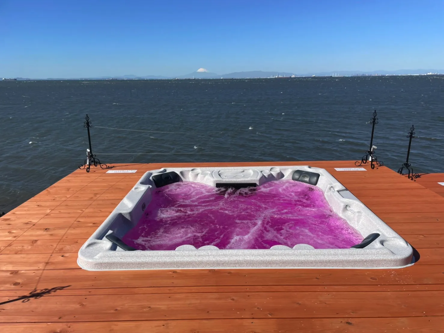 晴れた日は富士山が見えます。