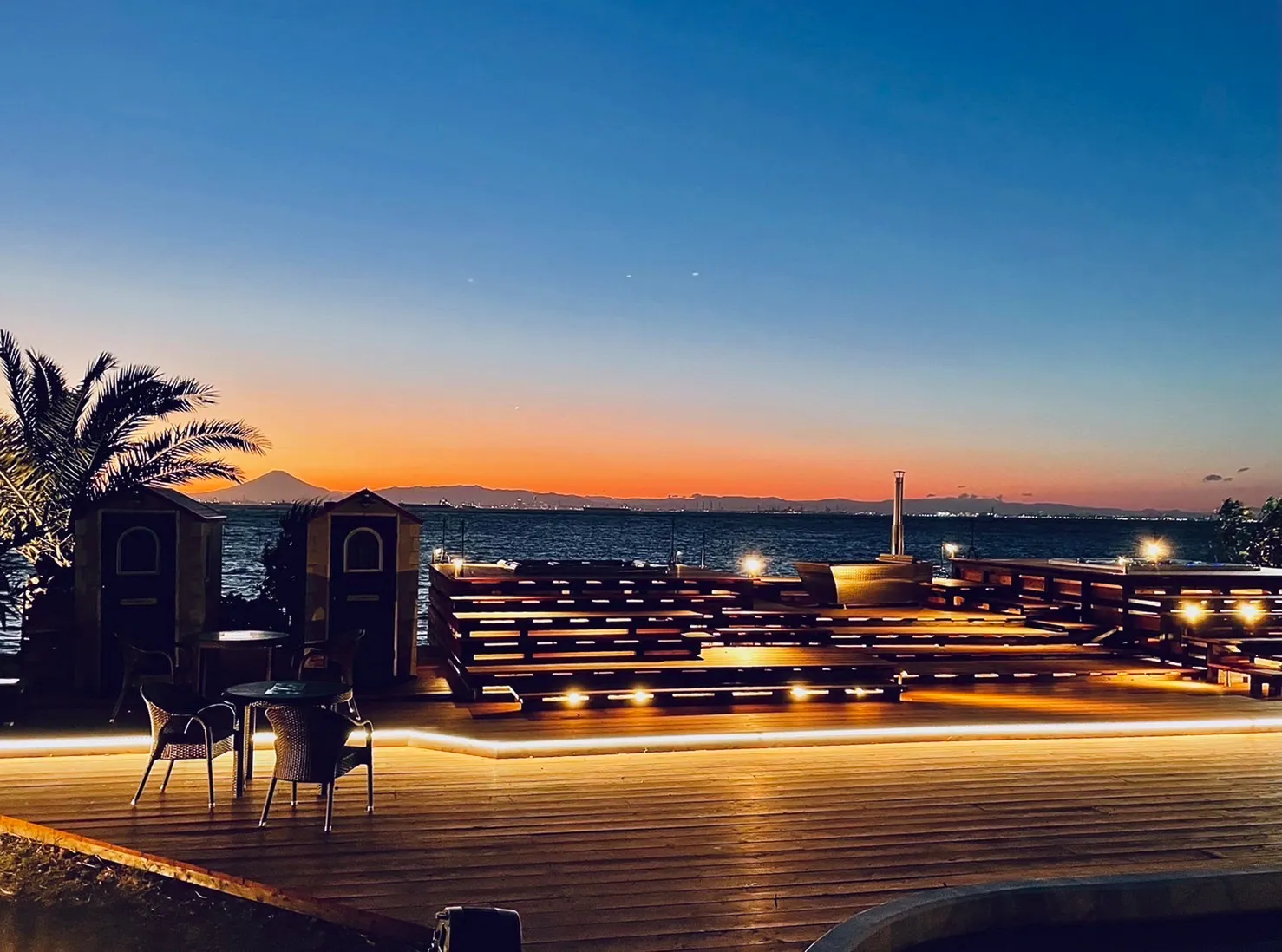 ウッドデッキでのんびり。