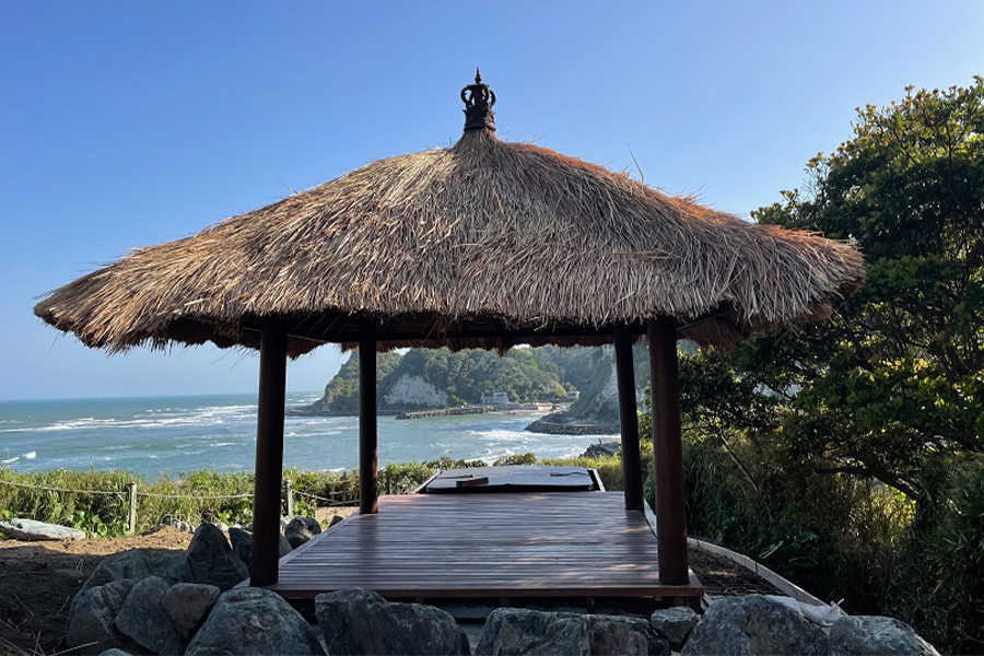 千葉県個人宅／バリ島ガゼボ・ジェットバス・プール施工