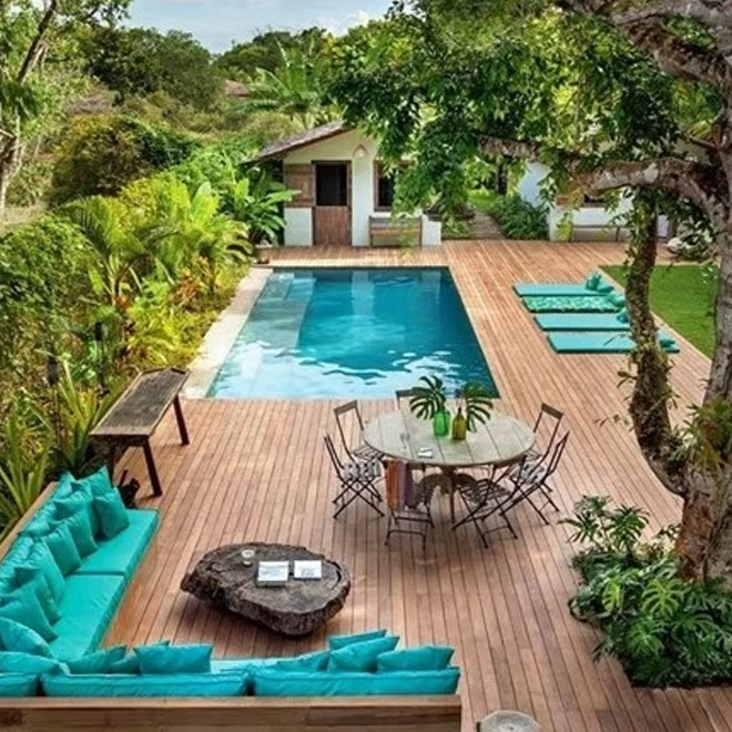 もし庭にプールがあったら・・・

家族や仲間とリゾートのような暮らし。
ヴィラや宿泊施設にも。