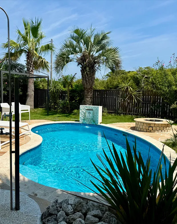 ガーデンプール